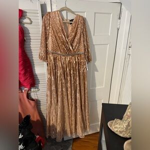 Mac Duggal Gold Sequin Long Sleeve Dress